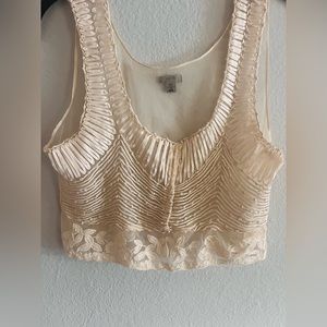 ECOTE (UO) LACE TANK TOP,  NWT. Size M/L